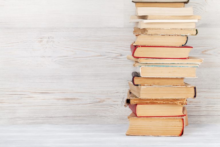 Top 7 Simple Living Books You Need to Read (if you’re serious about simplifying)