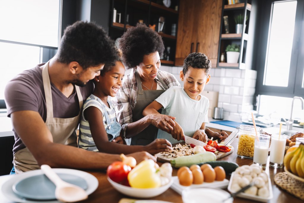 family preparing dinner