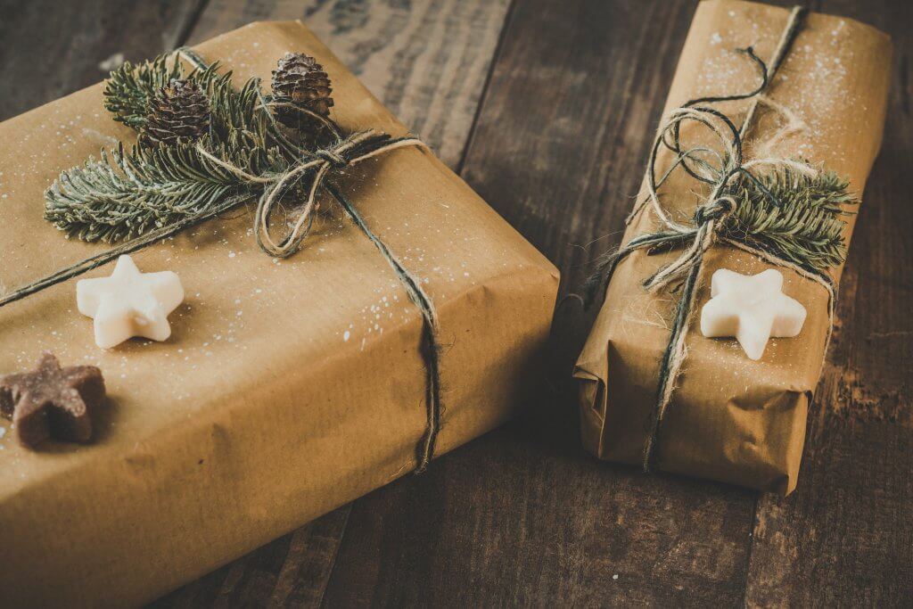 25 Useful Gift Ideas for Everyone on Your List - The Simplicity Habit