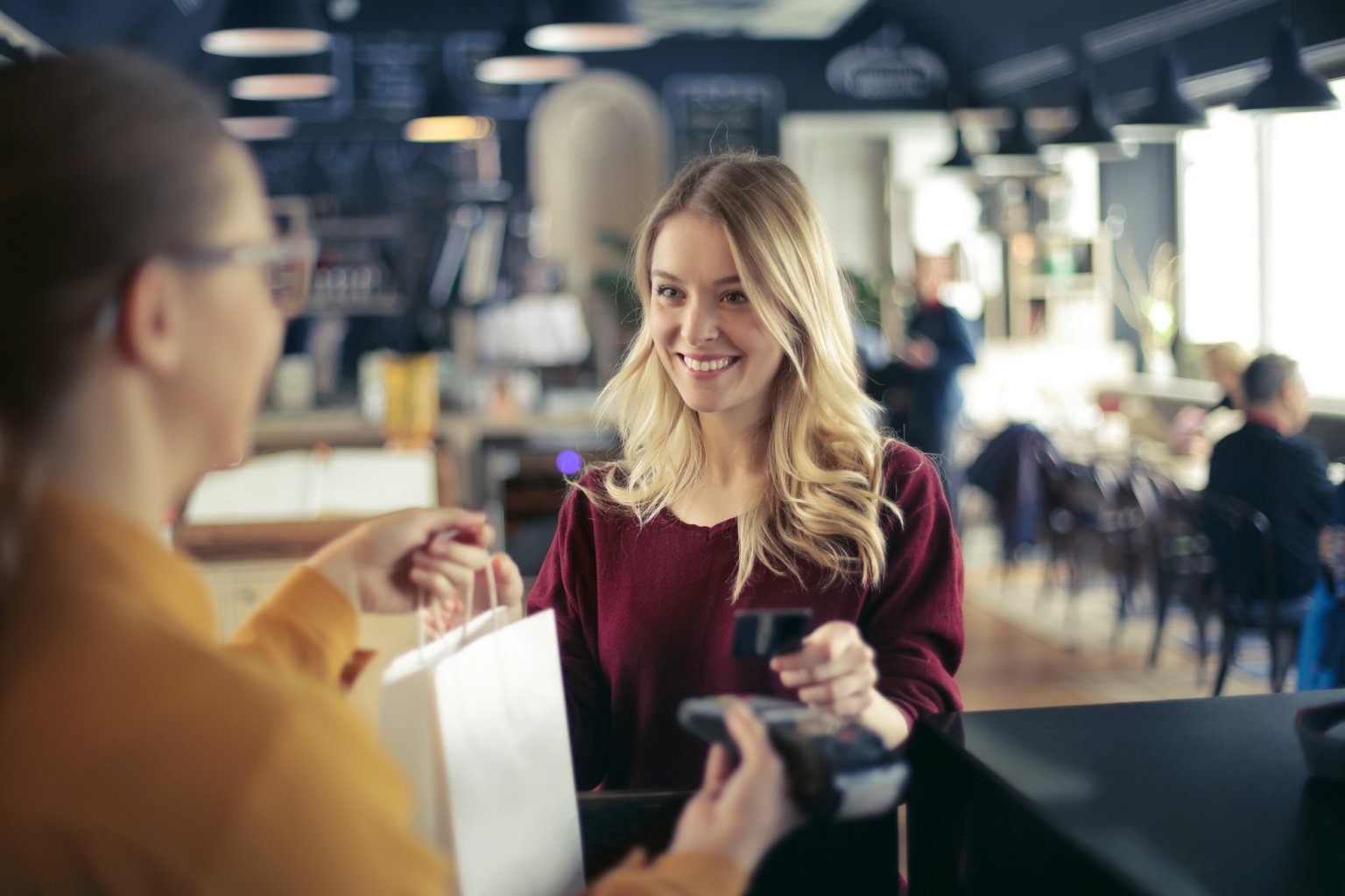9 Tips to Help Savvy Shoppers Buy Less and Choose Quality Items That ...