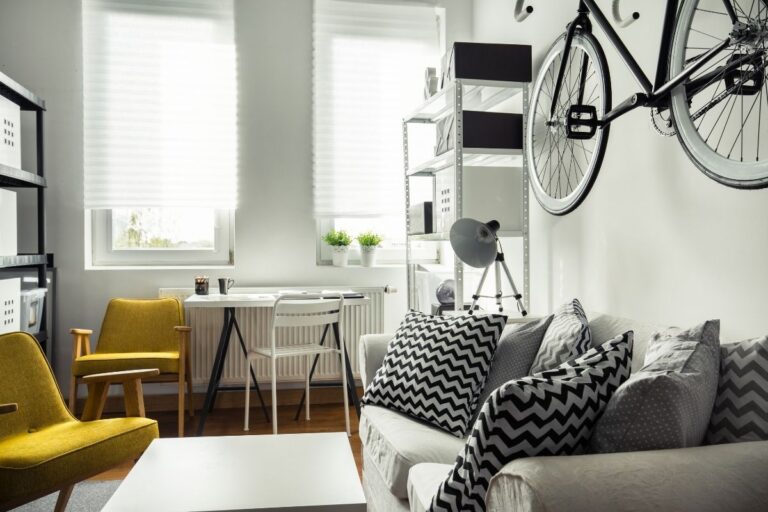 10 Signs You Have Too Much Stuff and Not Enough Space The Simplicity