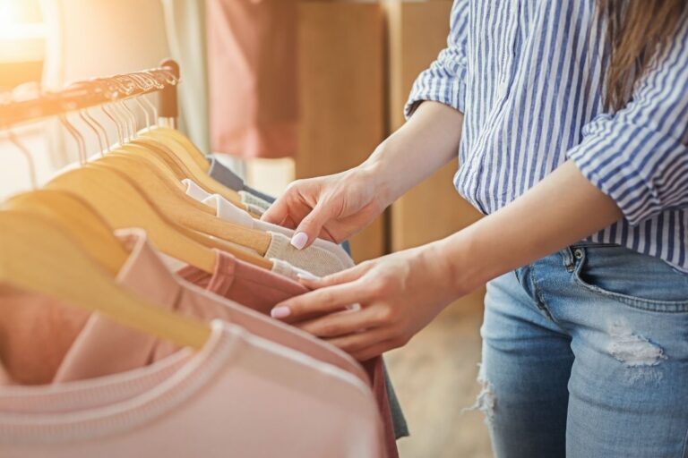 How to Shop Your Closet & Create Outfits From Your Wardrobe