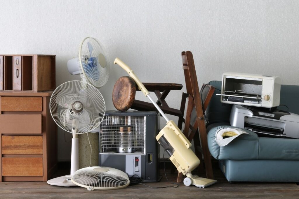 best things to declutter this summer