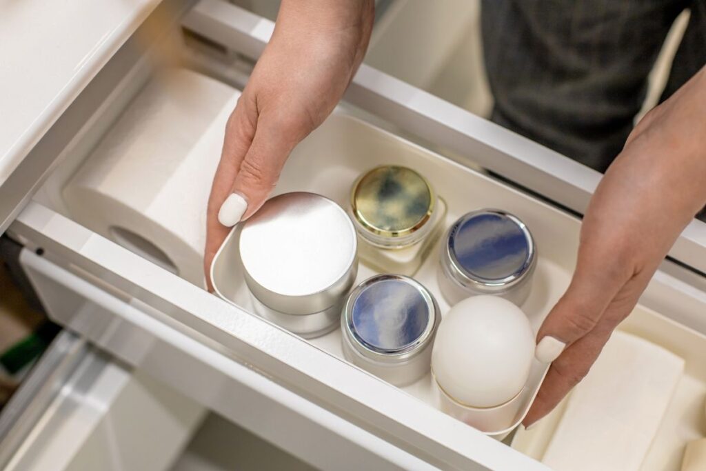 bathroom organizing bins