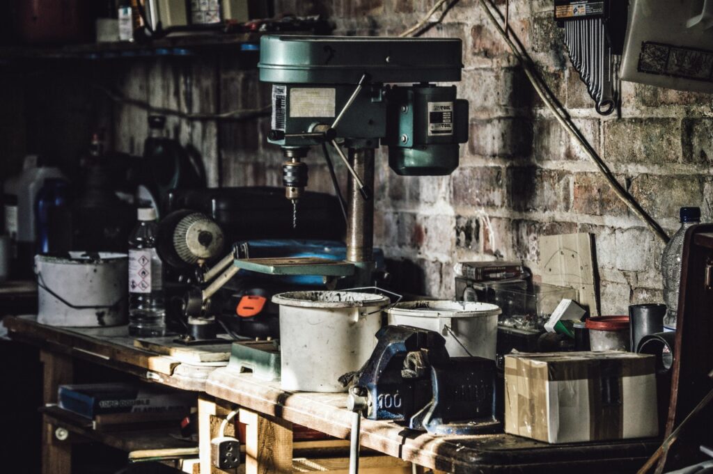 messy garage