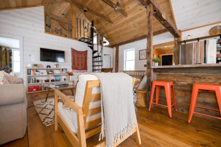 How to Make Your Home Feel Like An Airbnb