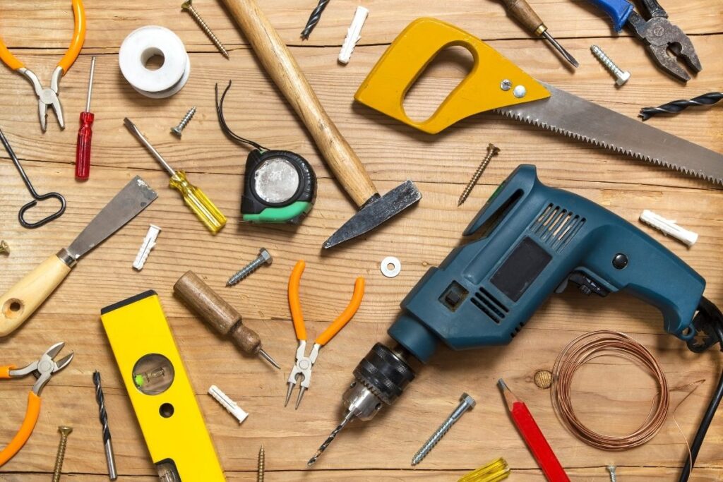 how to organize tools without toolbox
