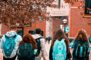 10 Good Habits for Students to Succeed in School - The Simplicity Habit
