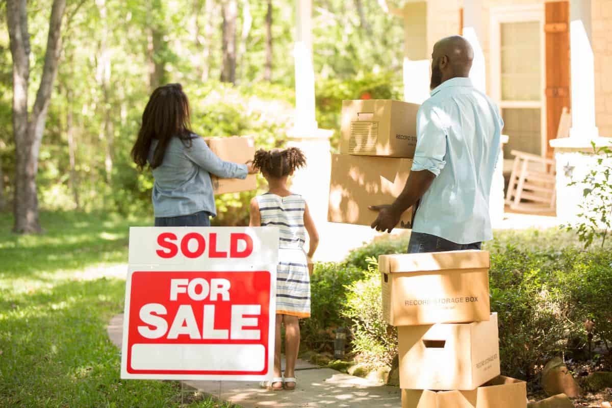 Is Moving Away From Family a Good Idea? 5 Questions to Help You Decide