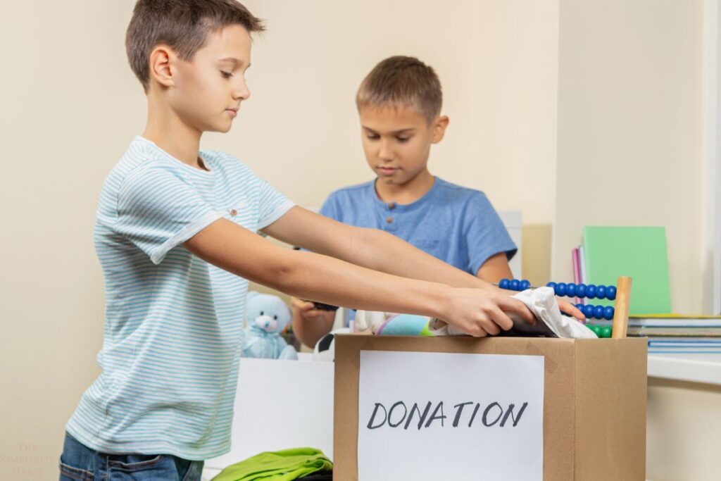 kids donating unwanted items