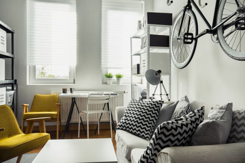 declutter your apartment