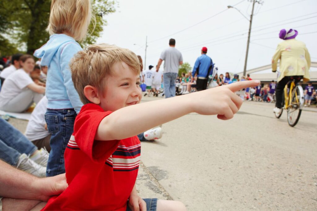 kids at a parade