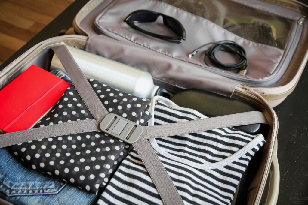 minimalist packing tips