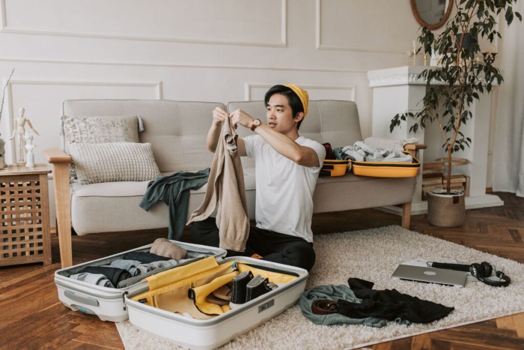 minimalist packing tips