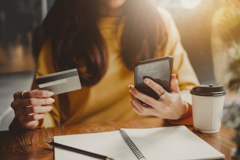 5 Helpful Strategies to Avoid Doom Spending and Save More Money