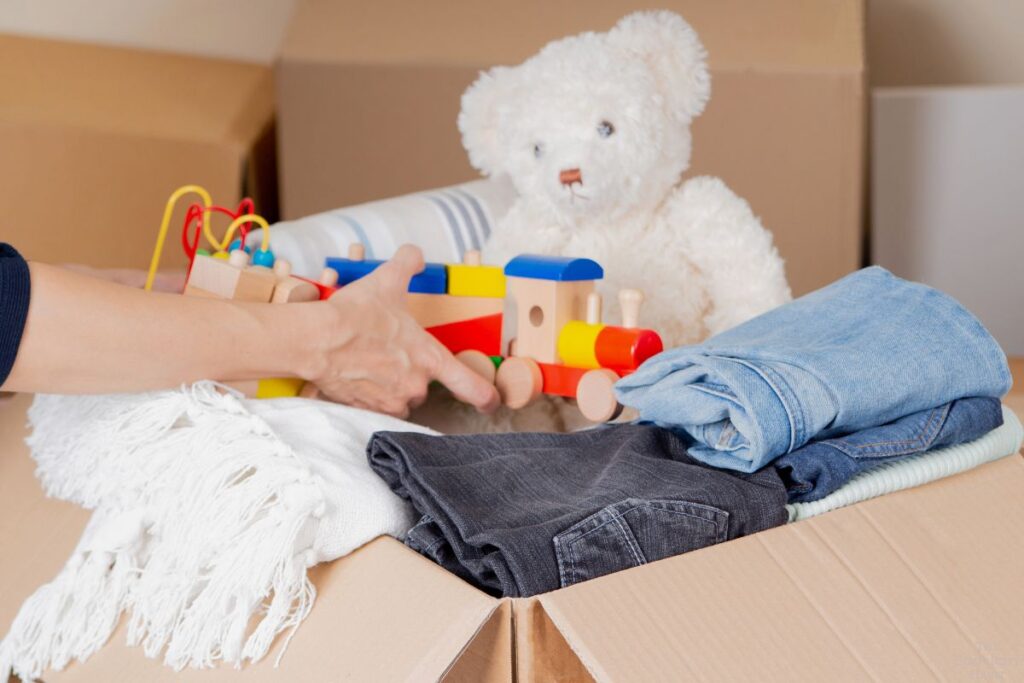 decluttering kids toys