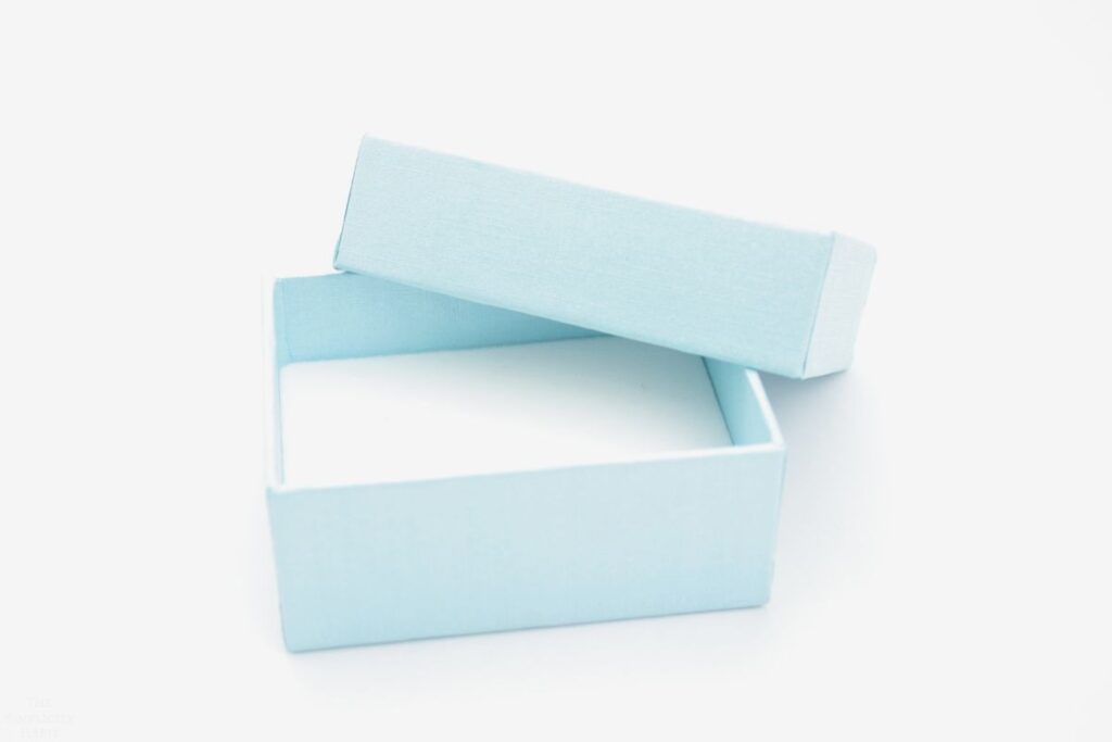 empty aqua jewelry box