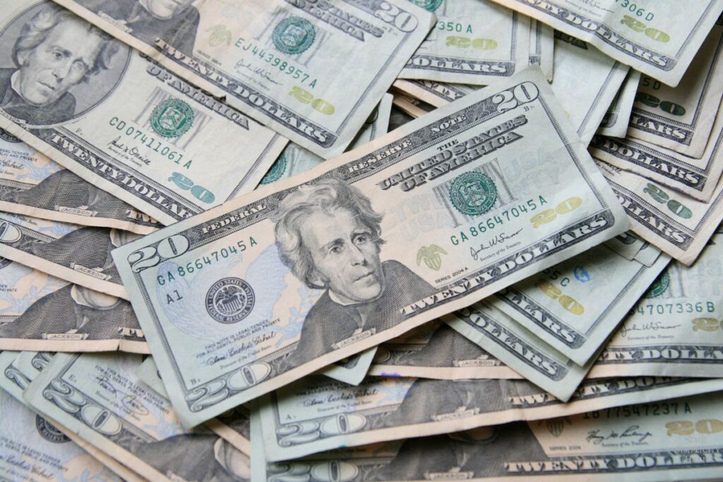the $20 decluttering rule