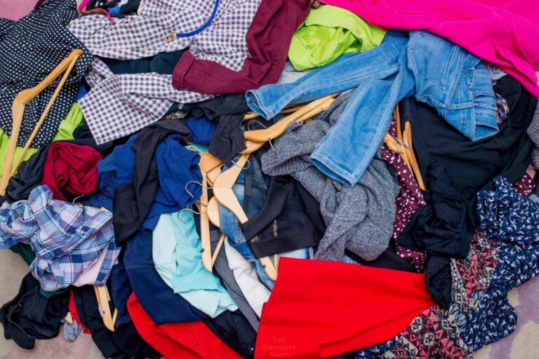 What the Chaos Decluttering Method is (and When it Does and Doesn’t Work)