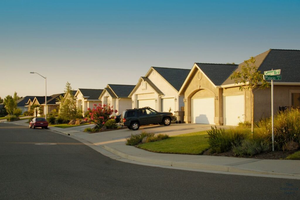 benefits of renting over buying